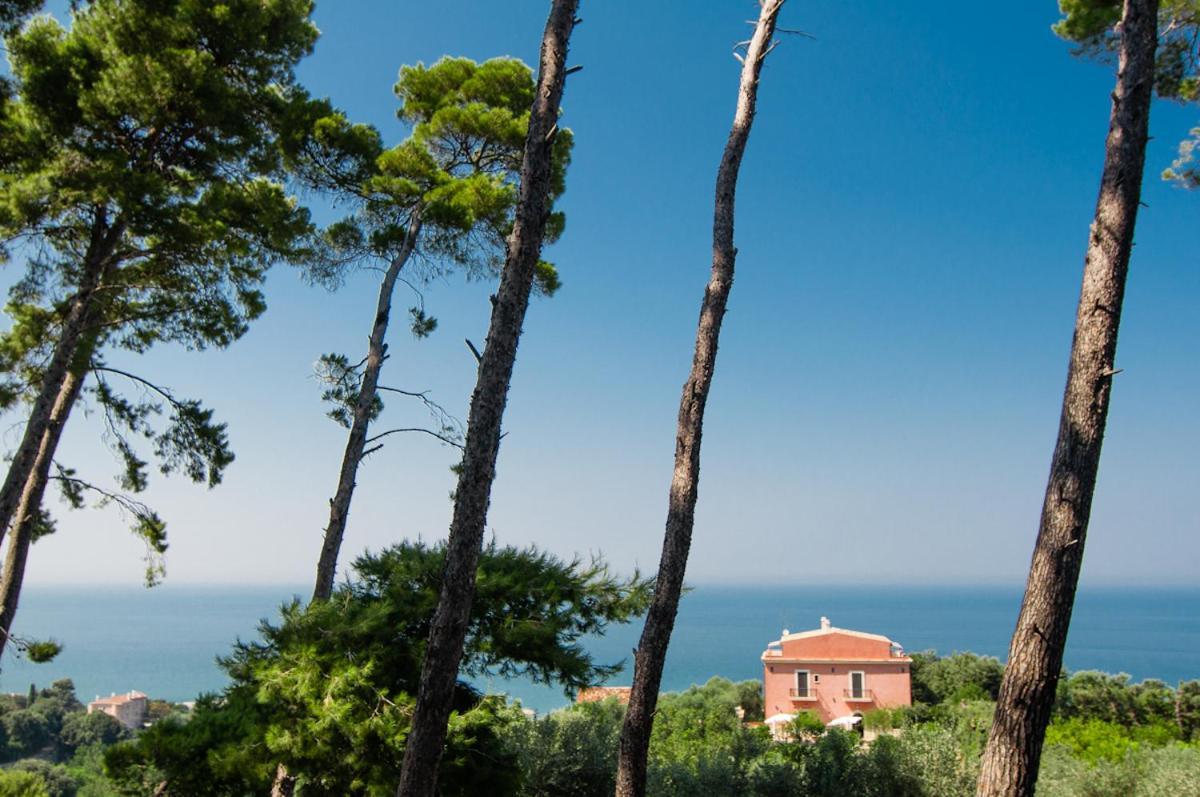 I Frangiventi Bed & Breakfast Rodi Garganico Ngoại thất bức ảnh